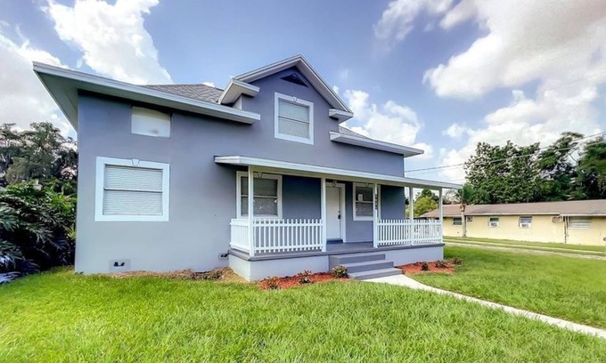 Lakeland Apartment | 3 Bedroom Single family 442379 by Houzlet
