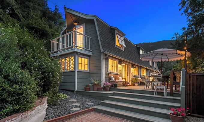 Fernwood House | 3 Bedroom Topanga Oasis Home with Sauna + Separated Office