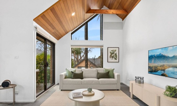 Balgowlah Apartment | 3 Bedroom Townhouse right near North Harbour Reserve!