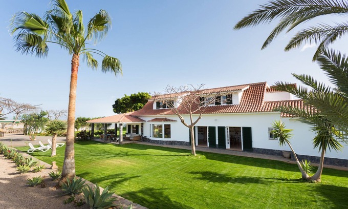 Palm-Mar Cottage | 3 Bedrooms, WiFi, pool and private garden.