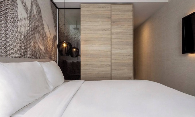 Brossard Hotel | 3 Boutique Style Rooms Near Skyspa – Perfect for Wellness Seekers in Brossard