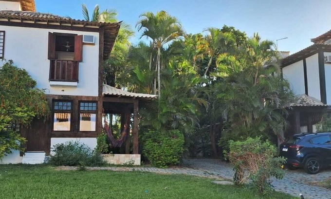 Manguinhos House | 3 MINUTES WALK TO GERIBÁ BEACH. 2 BEDROOM HOUSE