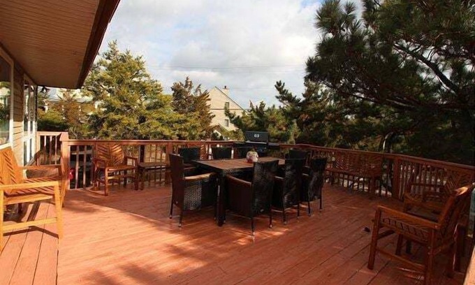 Broadkill Beach House | 3+ Night Rentals Allowed - Large Pet Friendly Home with Fenced-In Back Yard