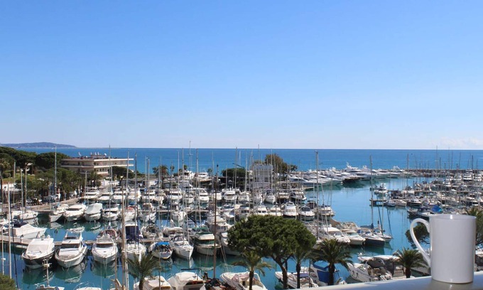 Villeneuve Loubet Beach Apartment | 3-room apartment with terrace and parking, Villeneuve-Loubet Beach