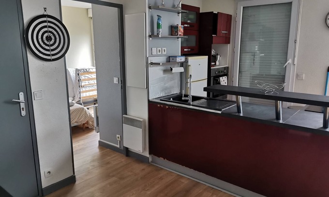 Nansouty-Saint-Genes Apartment | 3-room apartment with 50 m terrace 15 minutes' walk from town center