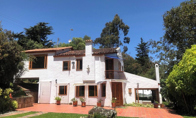 Sesquile Cottage | 3-room cottage with heated pool close to Laguna Guatavita