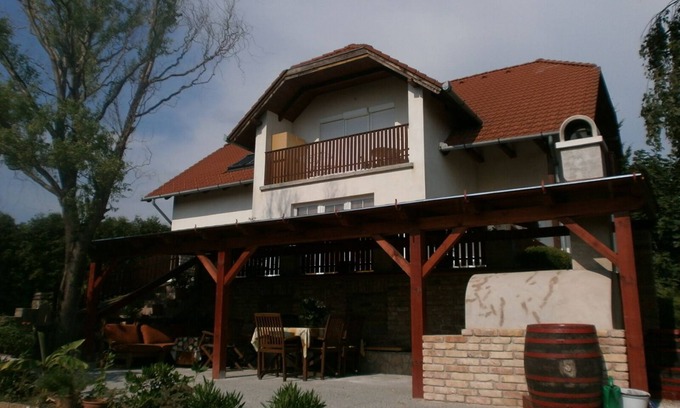 Cserszegtomaj House | 3 separate, well-equipped apartments in one house - 1-2-3 bedrooms