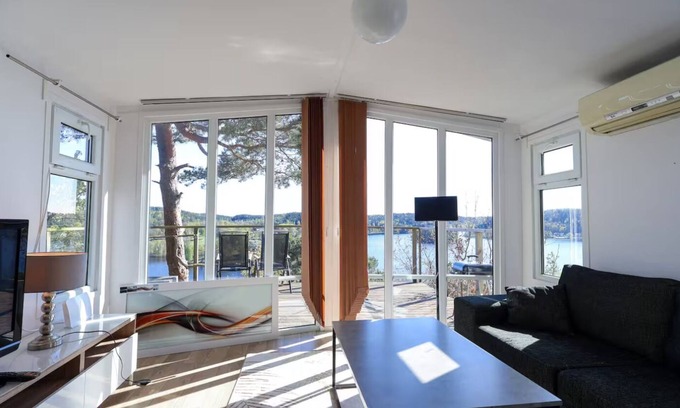 Molnlycke Apartment | 3 Villas 16 Beds-All-Inc- ALL INC - Views - city