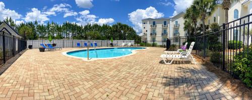 Dune Allen Beach Hotel | 30-A Inn & Suites