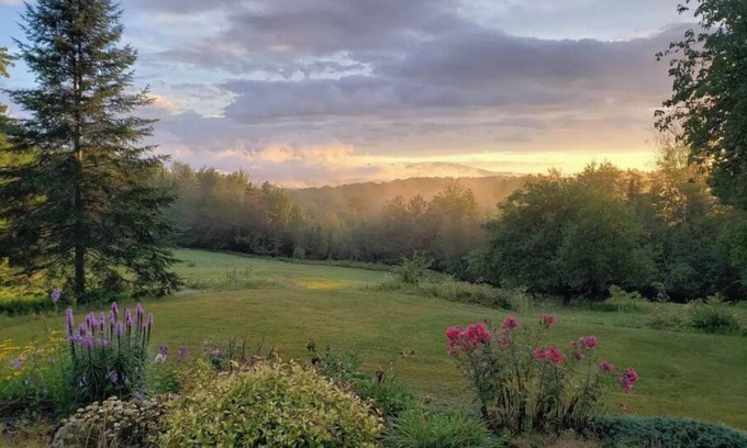 Hyde Park Other | 30 mins to Smuggs and Stowe! Tons of room for family and pets!