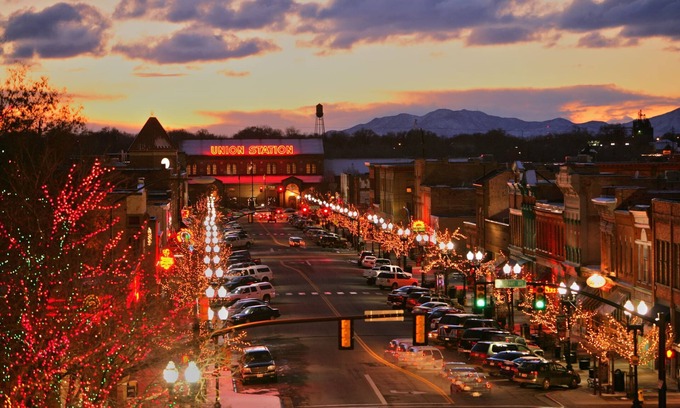Ogden House | 30% OFF PROMO! East Ogden Dream, Newly Built, BBQ, Patio, Views, Dedicated Spa!