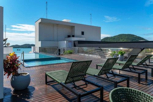 Centro Apartment | 308 Suíte em Localização Incrível Praia de Bombinhas a 120m