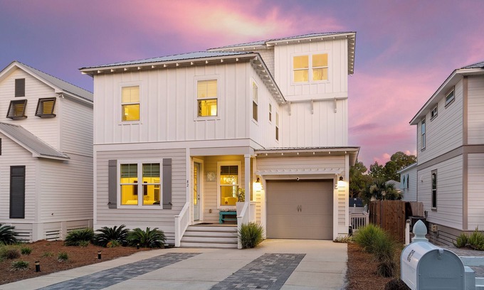 Lakeside at Blue Mountain Beach House | ☀️30A-Close to Beach-Cool Breeze