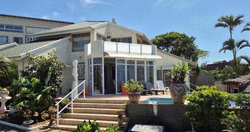 Manaba Beach House | 31 on Queen