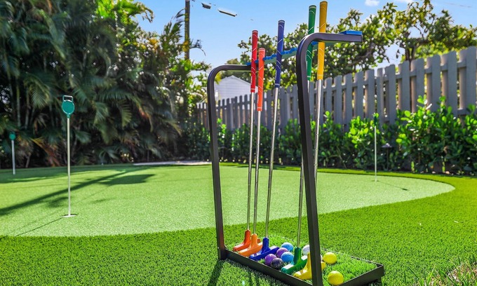 Delray Beach House | 312 Stylish 3BR Villa in Delray w/Heated Pool, Tiki Lounge & Putting Green FUN!