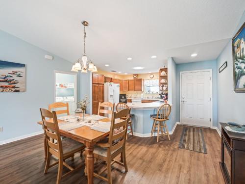 Charlotte House | 3310 Z4A VILLAGE OF CHARLOTTE by REMAX Premier