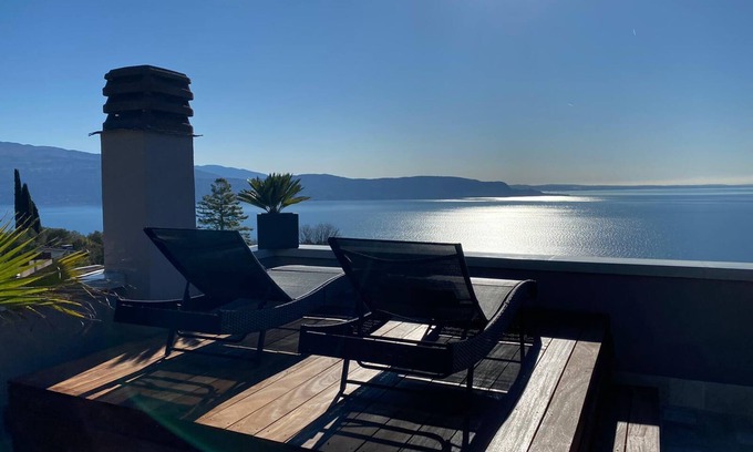 Toscolano Maderno Apartment | 360 Sunrise & Sunset Private rooftoplounge mit atemberaubenden Ausblick