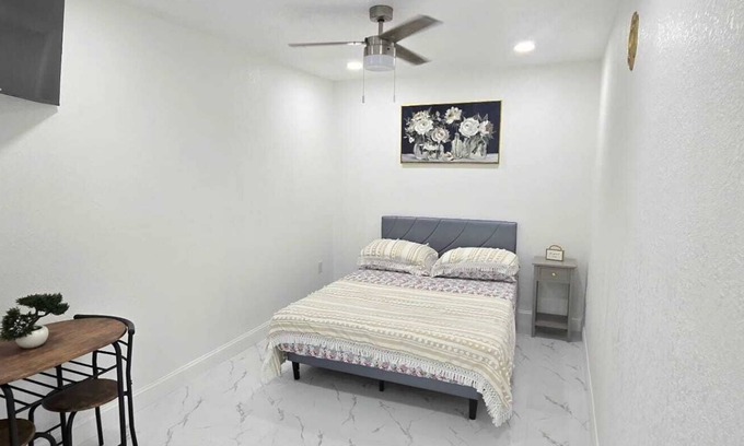 Clearwater Apartment | #37 Belcher unit 1