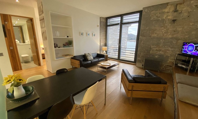Plymouth Apartment | 39 Brewhouse - Royal William Yard