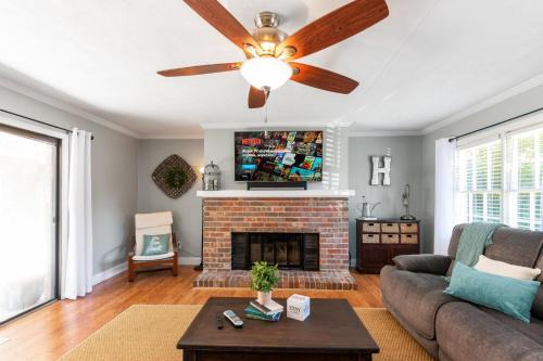 Smyrna House | 3926 Pineview Smyrna