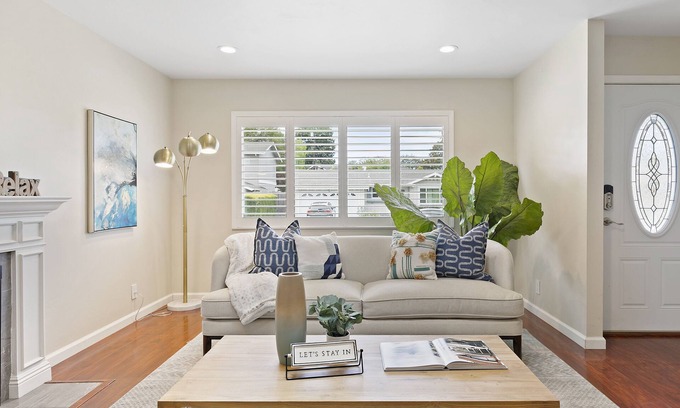 Santa Clara House | 3B SFH, Comfy Beds, King RM, Yard, Fast WiFi and AC, Near Levi's