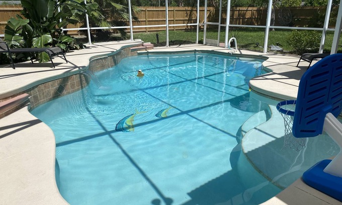 Palm Bay House | 3BDR house, HEATED enclosed pool, fully fenced yard, 25 min to beach, dog ok