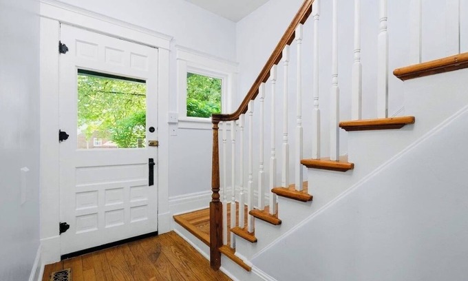 Saline House | 3BR 2BA Downtown Saline Home Near Ann Arbor & U of M Big House