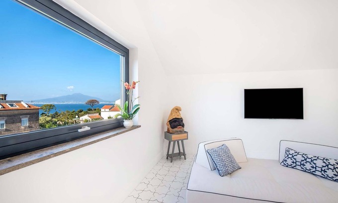 Sant'Agnello Apartment | 3BR 3BT Luxury Penthouse, great view, private pool and terrace, close the sea