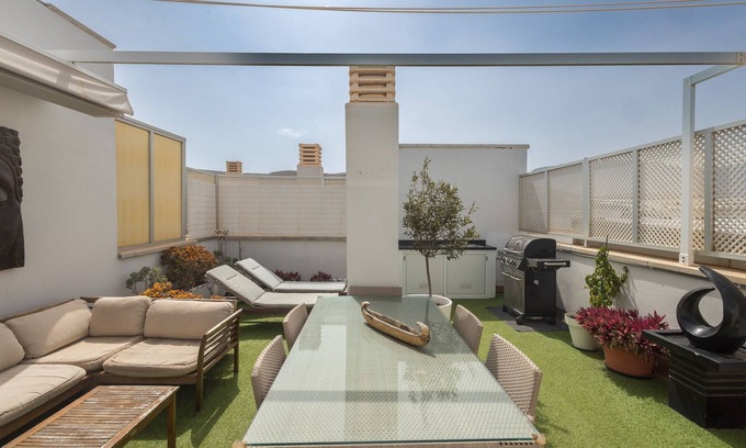 Sardina Apartment | 3BR Buddha Penthouse - Solarium & Pool