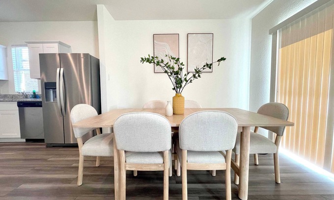 Fort Worth House | 3BR Stylish Haven｜Garage Access｜Perfect for Families｜Patio｜Wifi #42036