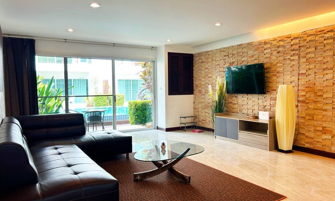 Kamala Apartment | 3BR Villa Rooftop Pool Gym Near BeachV28