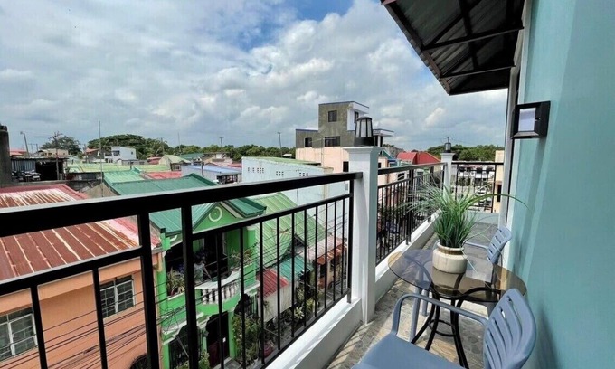 General Trias House | 3rd floor 2 bedrooms 1 bathroom accommodate 5pax or more, home away from home.