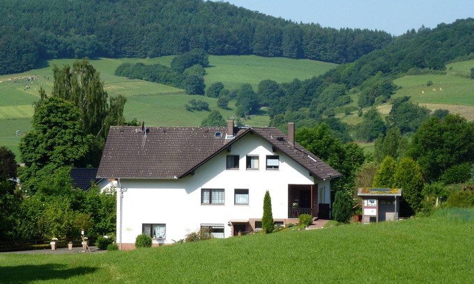 Altenlotheim Apartment | 4 * apartment 'Wiesengrund' directly at the Kellerwald-Ederse National Park