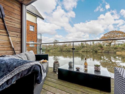 Whippingham House | 4 Bed in East Cowes 93249