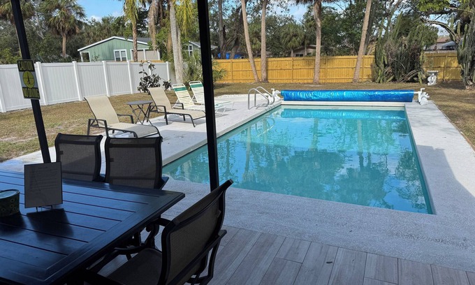 Indian Beach Sapphire Shores House | 4 Bed pool House by Bay! Lido & Siesta Key Beaches very close