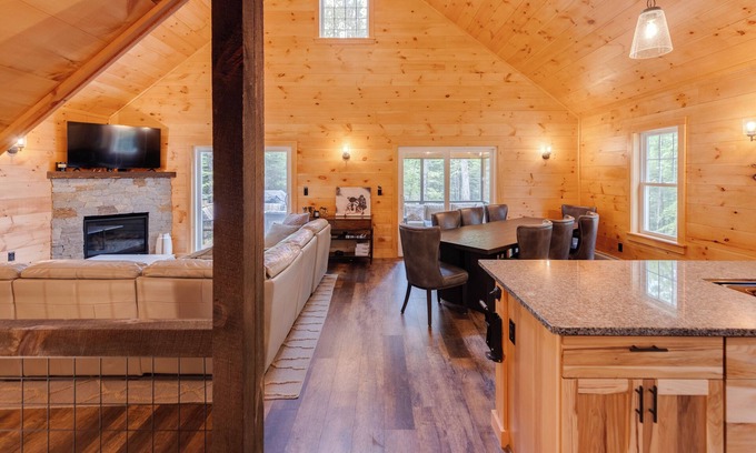 Campton Cabin | 4-bedroom/9 bed cabin in enchanting Campton's Waterville Valley Estates