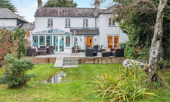 Mudeford Cottage | 4 bedroom accommodation in Mudeford, near Christchurch