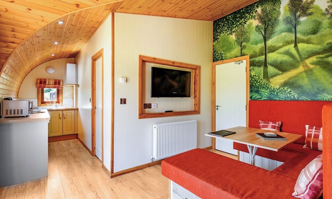 Rampton Ski Chalet | 4 bedroom accommodation in Retford