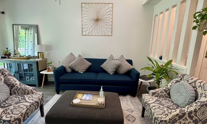 Franklin Park House | 4-bedroom Cozy house in charming Austin with AC, WiFi. Enjoy your stay