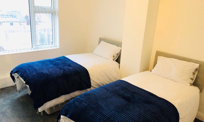 Loughborough House | 4 Bedroom Lovely house in Loughborough