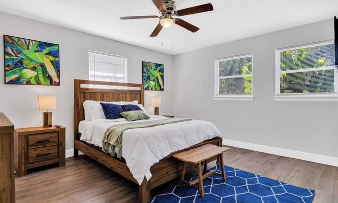 Englewood Park House | 4 Bedroom Pool Home - Pet Friendly