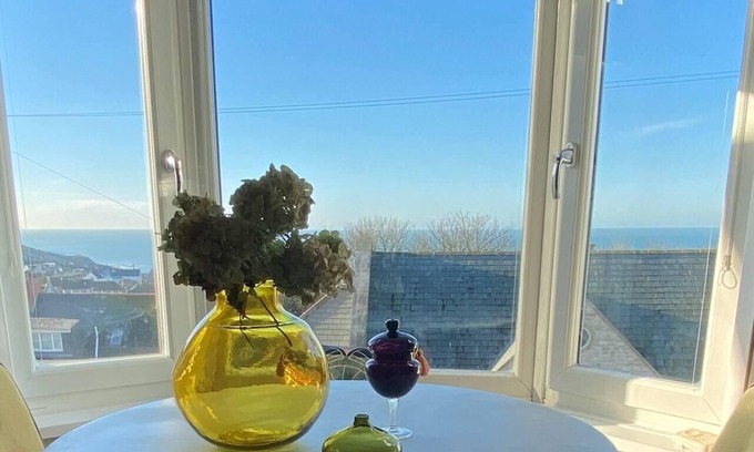 Portland House | 4 Bedroom Victorian Townhouse with Sea Views