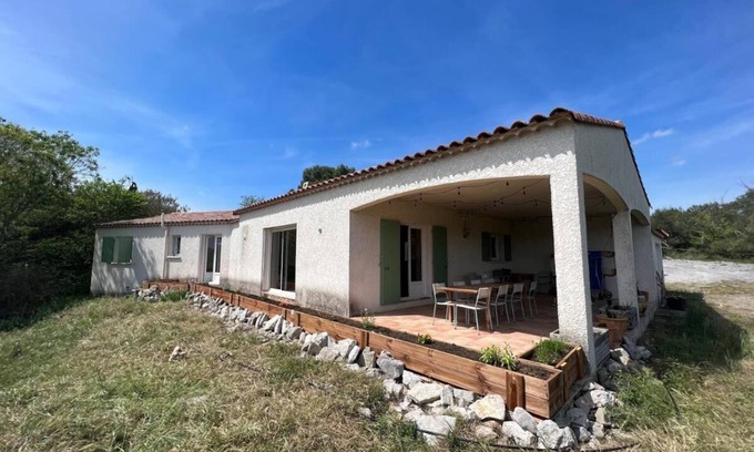 Conqueyrac Villa | 4 Bedroom Villa in Conqueyrac