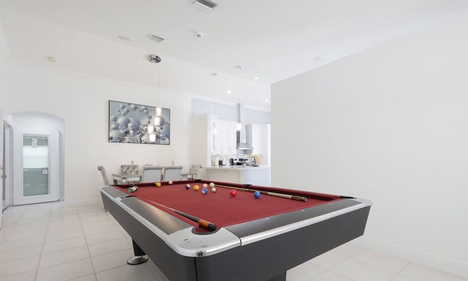 Boynton Beach House | 4 Bedrooms Paradise with Tiki Hut, Pool and office