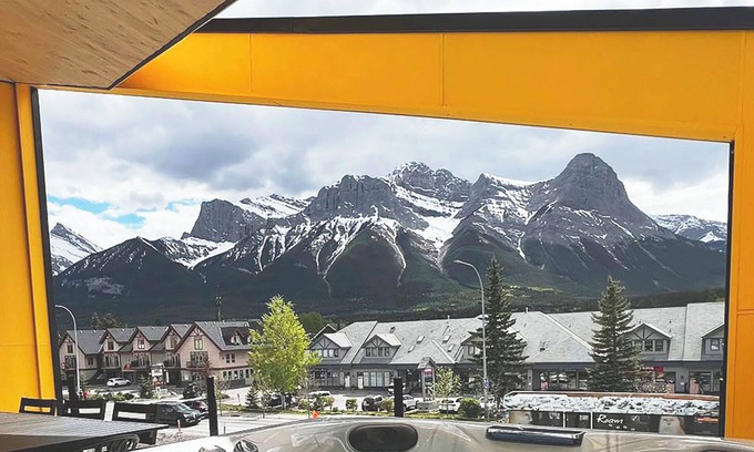 Teepee Town House | 4 BRs with Epic Mountain View, Hot Tub, Garage EV Port, Super High Ceiling