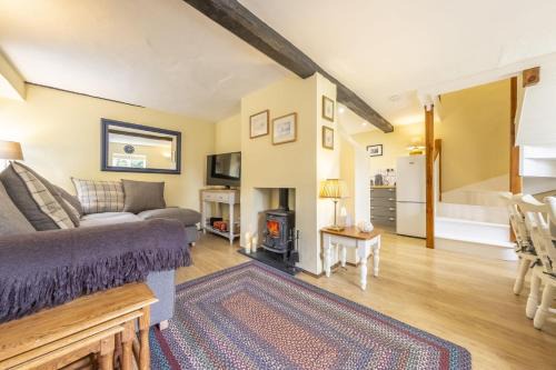 Hempstead House | 4 Church Cottages by Big Skies Cottages