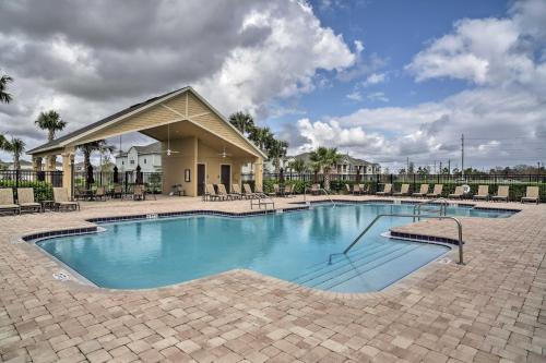 Sanford House | 4 Mi to Dtwn Home with Pool Access in Sanford