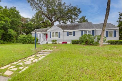 Fort Pierce House | 4 Mi to Jetty Park Beach! Family Home with Game Room