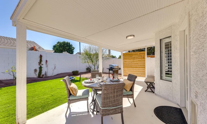 Mesa House | 4 Mi to Superstition Springs Haven with Hot Tub!