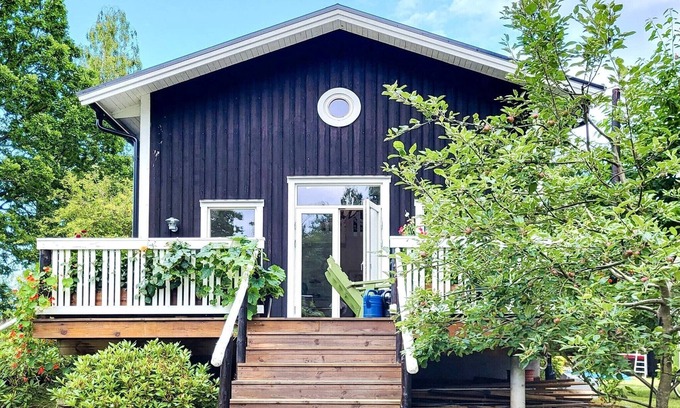 Vanersborg Municipality House | 4 star holiday home in FRÄNDEFORS
